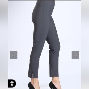 IC by Connie K Gray Pearl Detail Ankle Leggings Pants Small